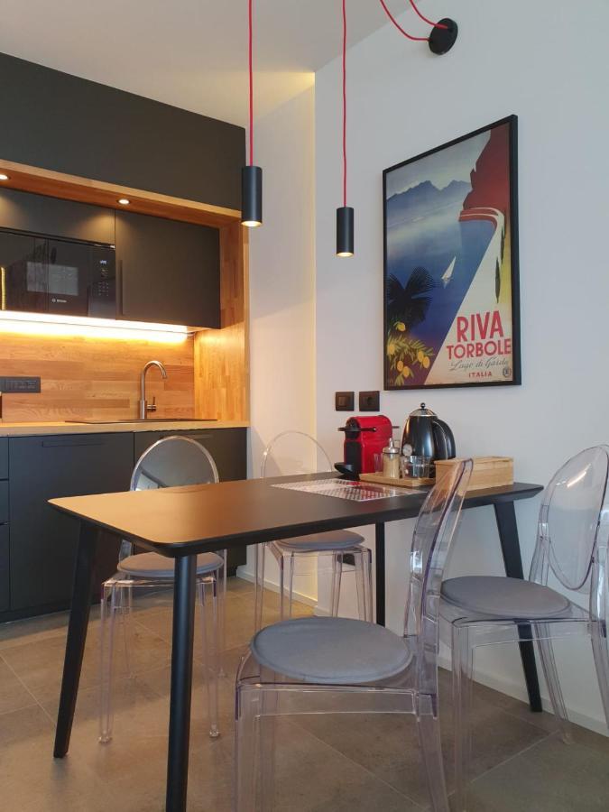 Visioni Lake View Boutique Rooms & Breakfast - Adults Friendly Рива дел Гарда Екстериор снимка